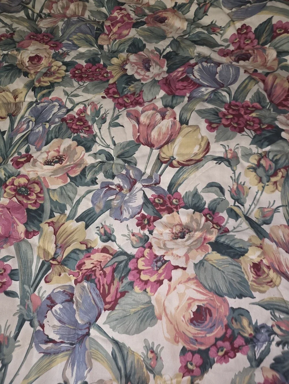 Vintage 1980s French Cottage Quilted Floral Bedspread Comforter